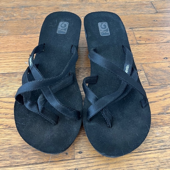 Teva Mush Mandalyn Ola Wedge Sandals - Size 8 - Picture 1 of 3